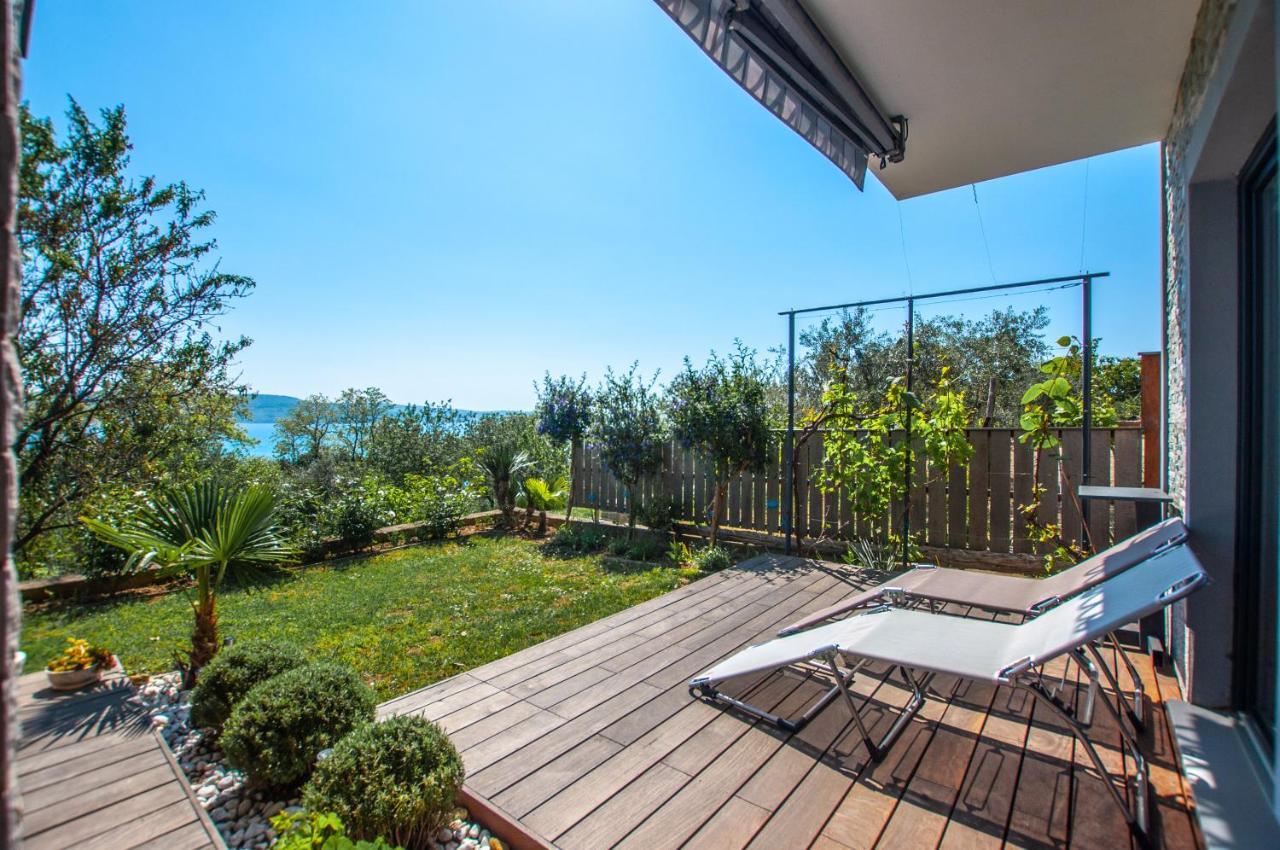 Sea View Apartments Debeli Rtic Анкаран Экстерьер фото